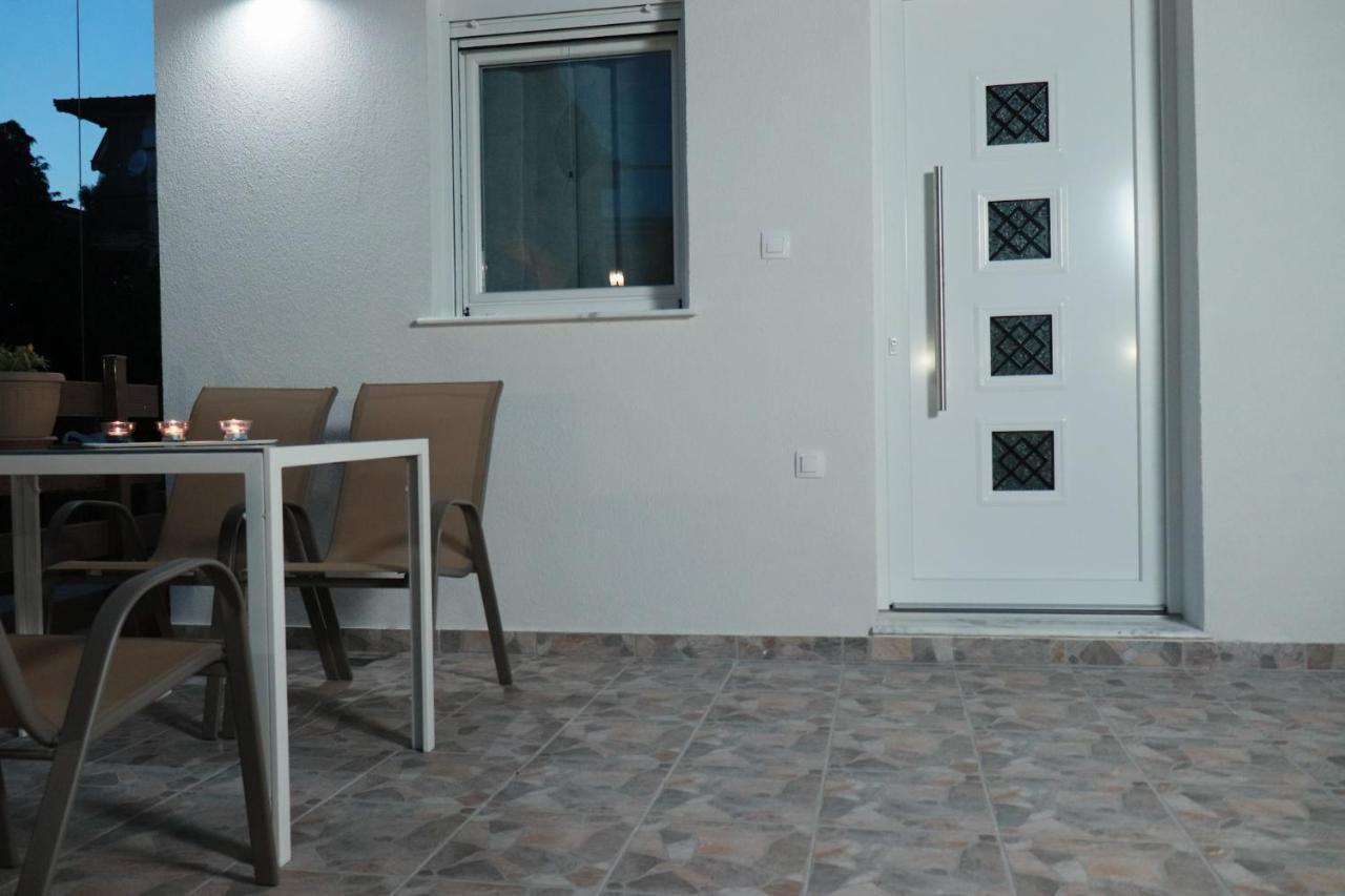 Filippou Luxury Apartments Flogita Exteriér fotografie