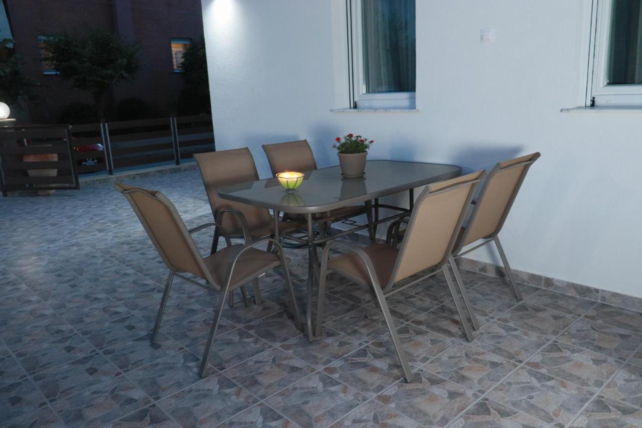 Filippou Luxury Apartments Flogita Exteriér fotografie